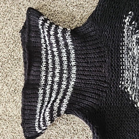 Venus Fringe Sweater - Picture 6 of 8